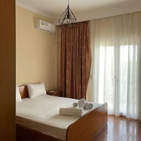 3 Bedrooms Luxury Apartment