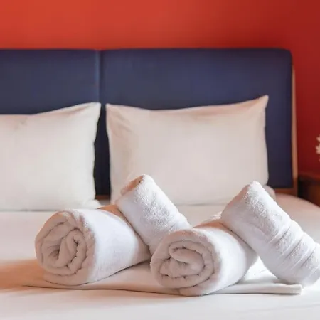 Апартаменты 3 Bedrooms Luxury