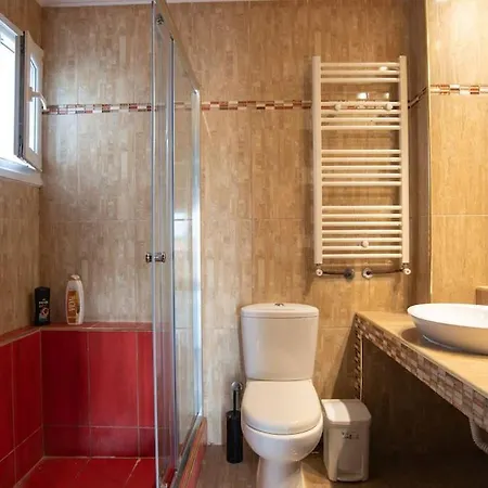 Апартаменты 3 Bedrooms Luxury *